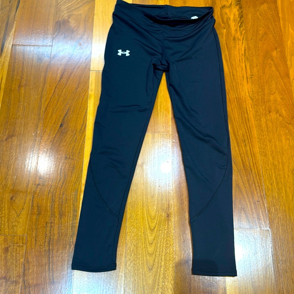 Girls UnderArmor Fleece lined leggings Cold Gear size M (10-12)